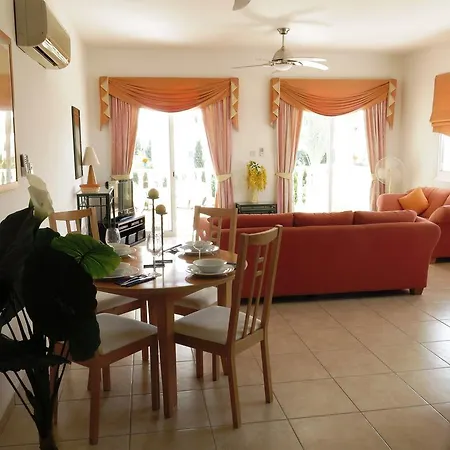 Apartment B201 In Diana 44